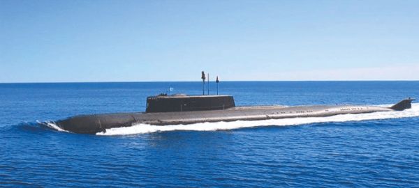 In den letzten Jahren hat Moskau eine Reihe von U-Booten gebaut, die in der Lage sind, die wichtigsten Ziele in den USA oder Kontinentaleuropa zu erreichen. Und jetzt schlagen die NATO-Mitglieder zunehmend Alarm wegen der Aktivitäten von Wladimir Putins U-Boot-Flotte.