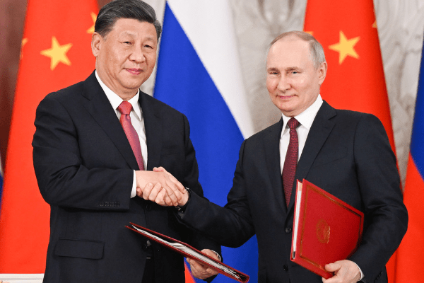 Xi Jinping und Wladimir Putin beerdigten in Moskau gemeinsam die 